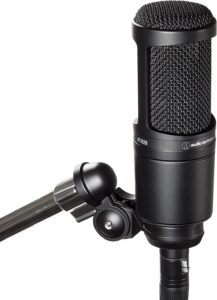 microfone modelo at2020 da Audio Technica